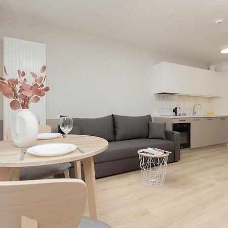 Aparthotel Mokotow Business Center By Noclegi Renters Warszawa Exteriör bild