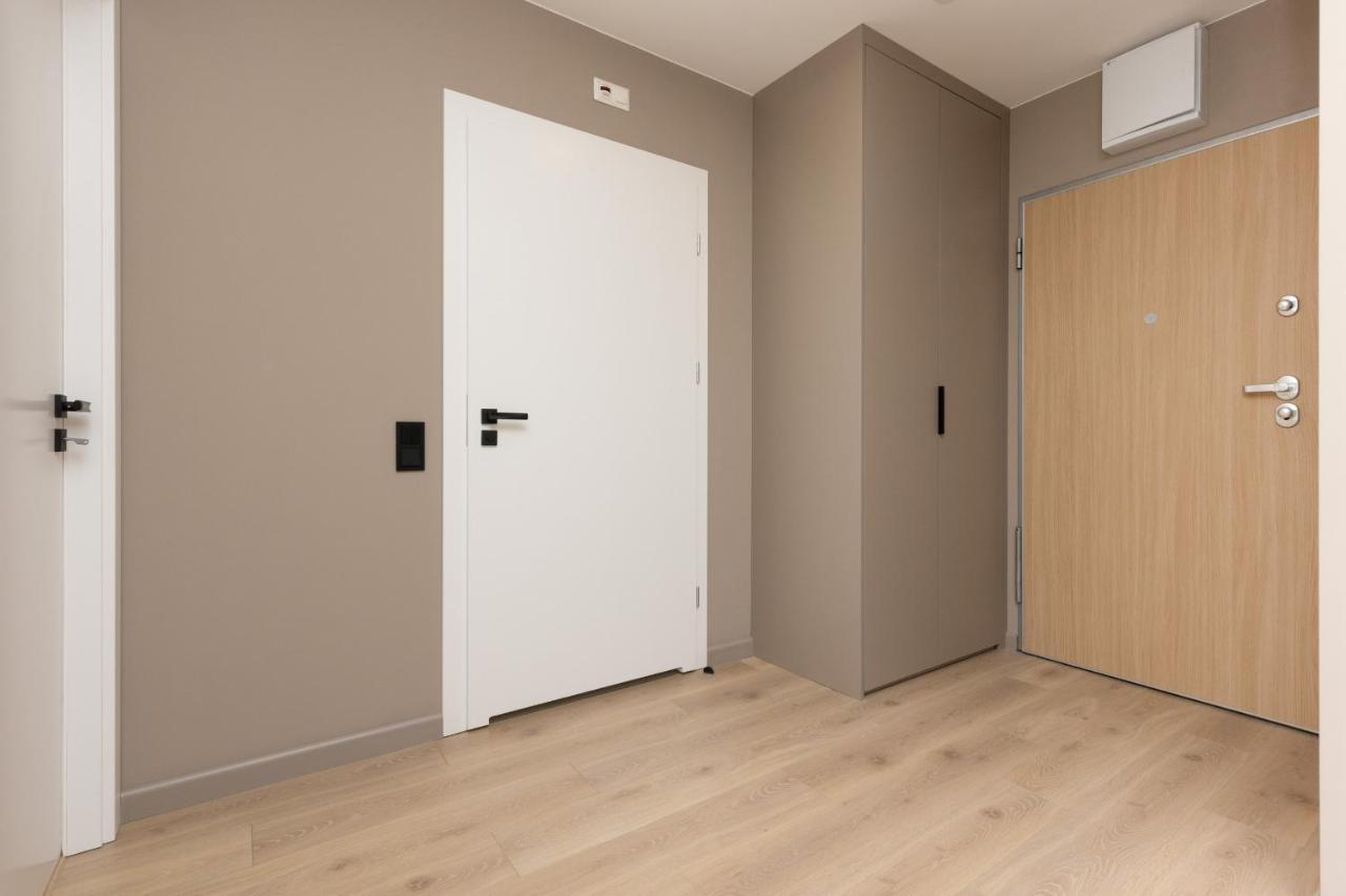 Aparthotel Mokotow Business Center By Noclegi Renters Warszawa Exteriör bild