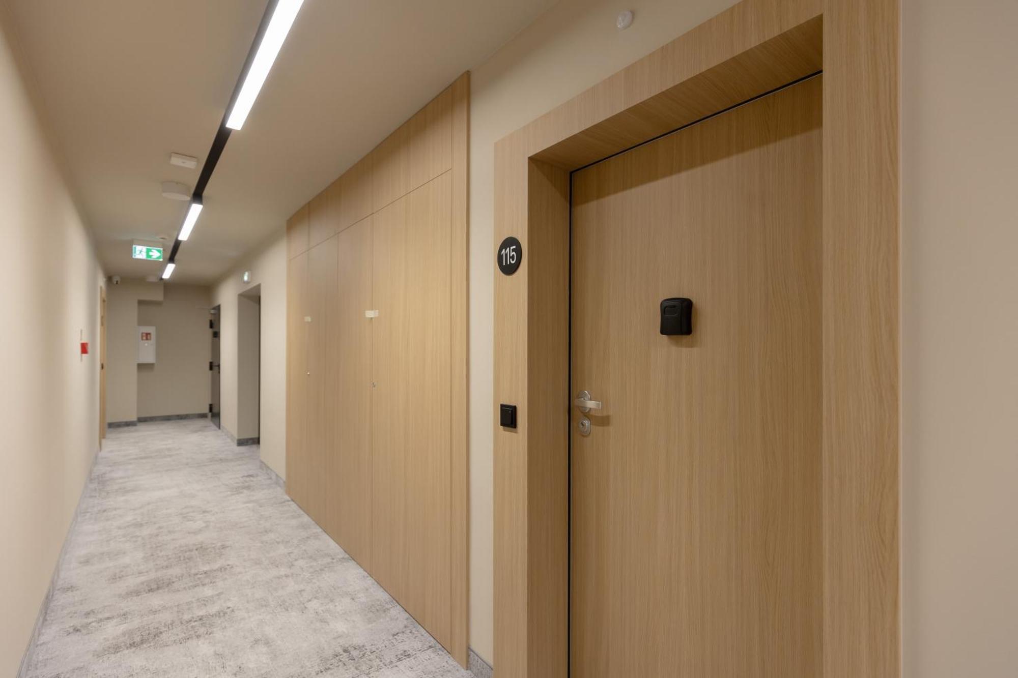 Aparthotel Mokotow Business Center By Noclegi Renters Warszawa Exteriör bild