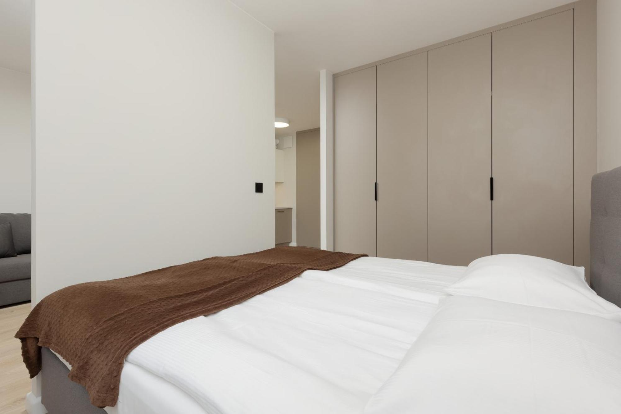 Aparthotel Mokotow Business Center By Noclegi Renters Warszawa Exteriör bild